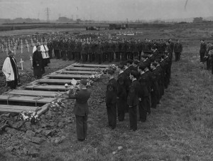 The burials of the crew of LP437. Photo via Bruce Braithwaite